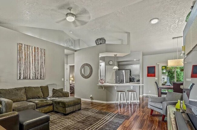 Building Photo - Beautiful 3 bed 2 bath in Meridian Tumble Creed Subdivision just off Linder and Ustick Rd.