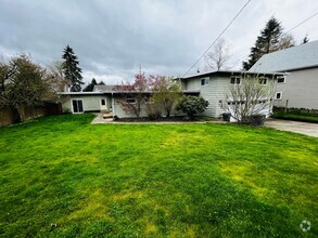 Building Photo - 4 Bedroom East Bremerton with Large Yard