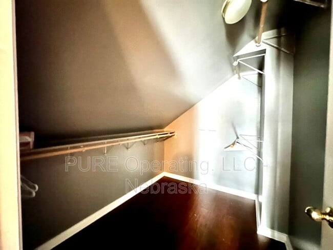 Building Photo - 5120 Franklin St