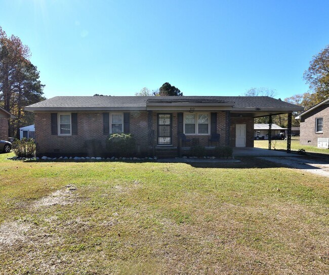 Primary Photo - 112 Daniels Ave