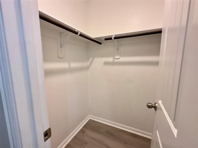 Building Photo - 32927 Silver Mdw Wy