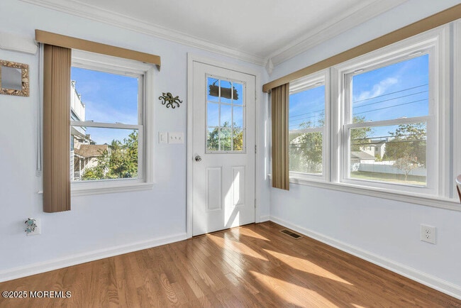 Building Photo - 101 St Louis Ave