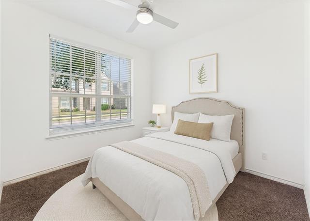 Building Photo - 2145 Barx Dr