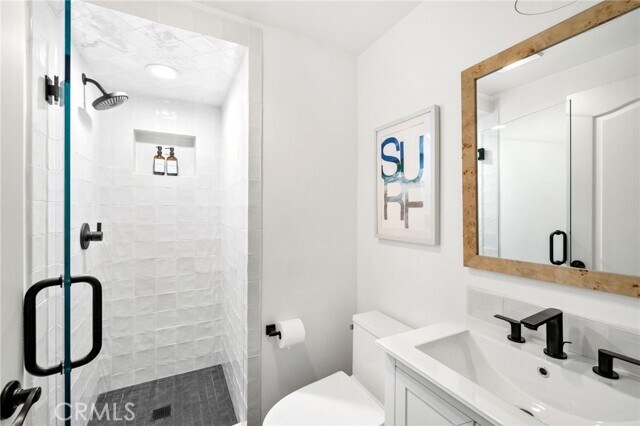 Building Photo - 4104 Highland Ave