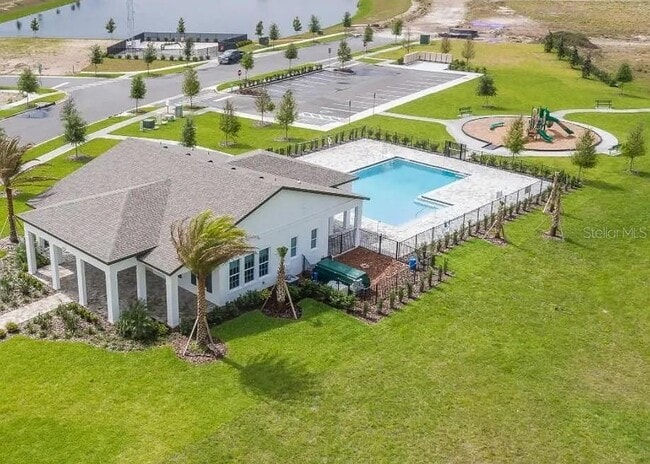 Building Photo - 5723 Cattle Rnch Dr