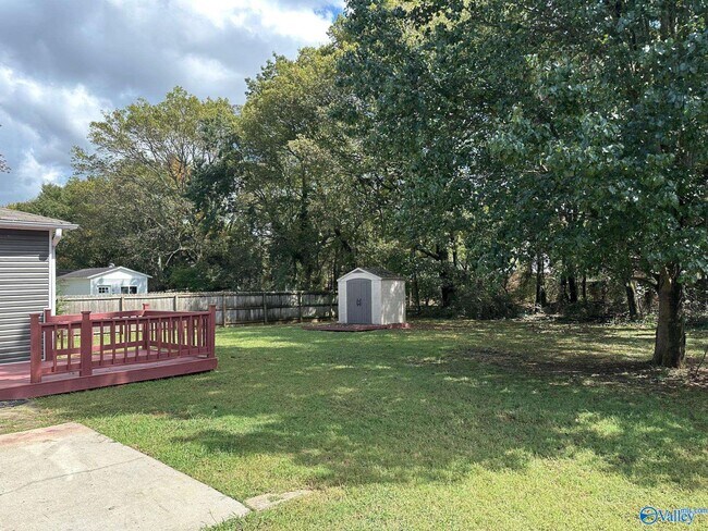 Building Photo - 212 Green Springs Ln