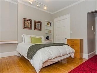 Building Photo - 75 Charles St