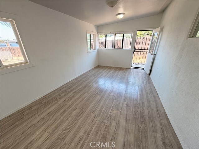 Building Photo - 258 E Hl