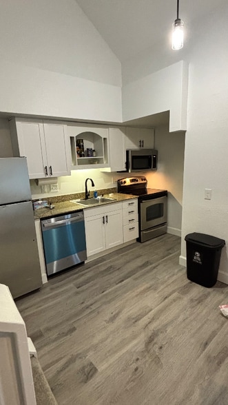 Building Photo - 1028 Navaho Dr