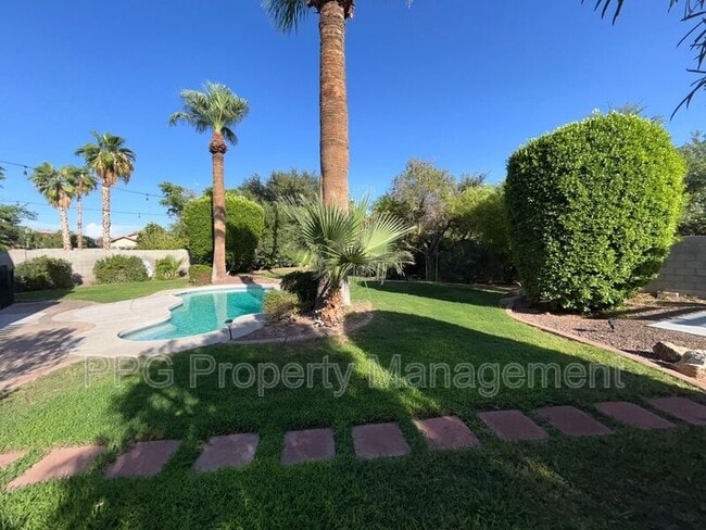 Building Photo - 4121 N Dania Ct
