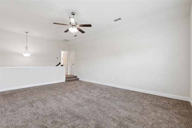 Building Photo - 913 Parkside Dr