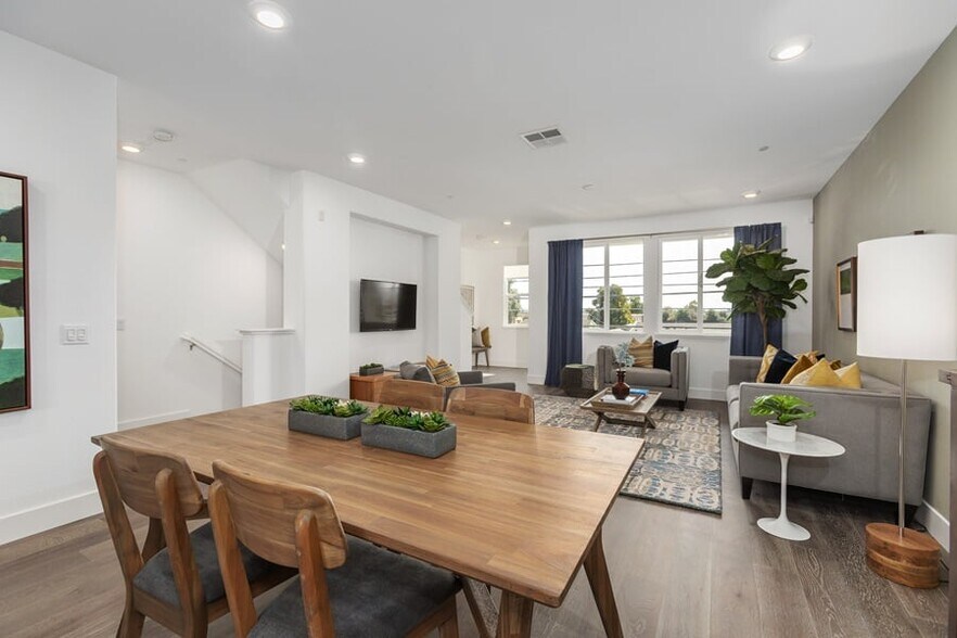 Building Photo - 29430 Urbia Way