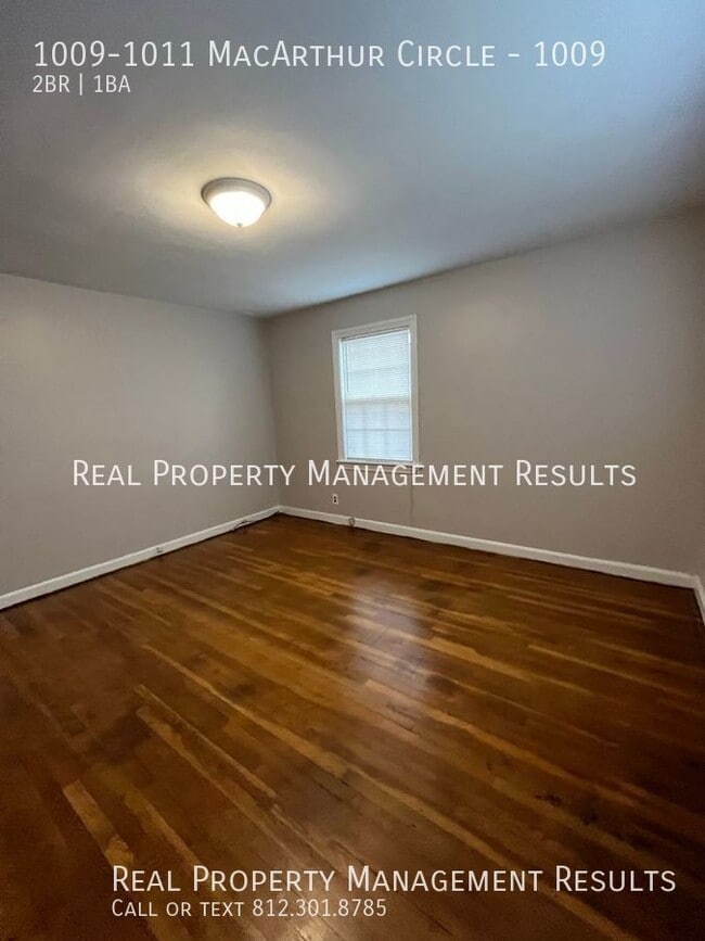 Building Photo - 1009-1011 MacArthur Circle-1009