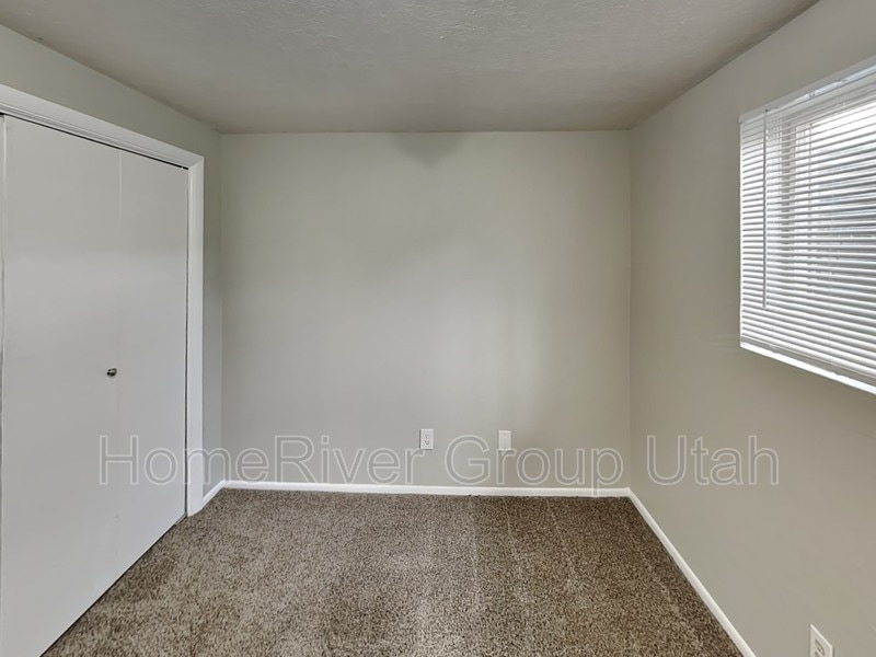 Building Photo - 5631 W 11030 N