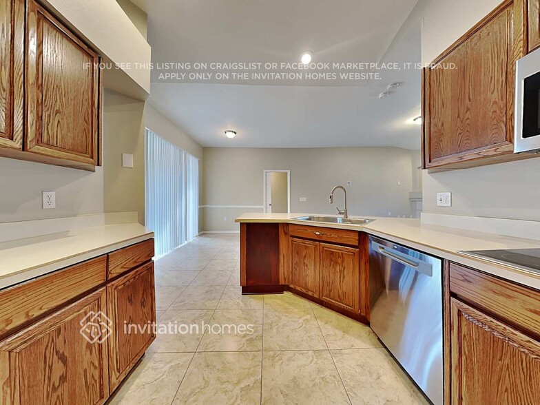 Building Photo - 4618 Daventry Pl
