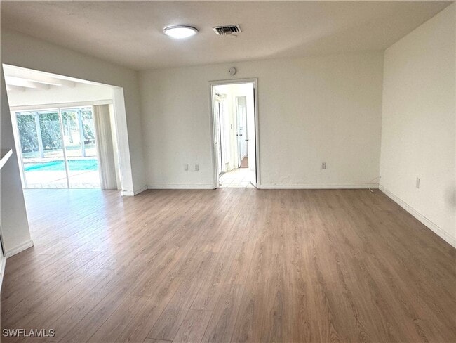 Building Photo - 675 Wedge Dr