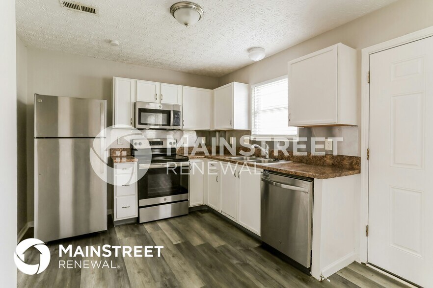 Building Photo - 3611 Bill of Rights Square