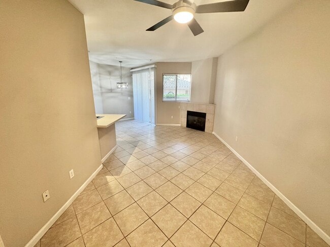 Building Photo - BRIGHT 2-BEDROOM SOUTHWEST LAS VEGAS CONDO