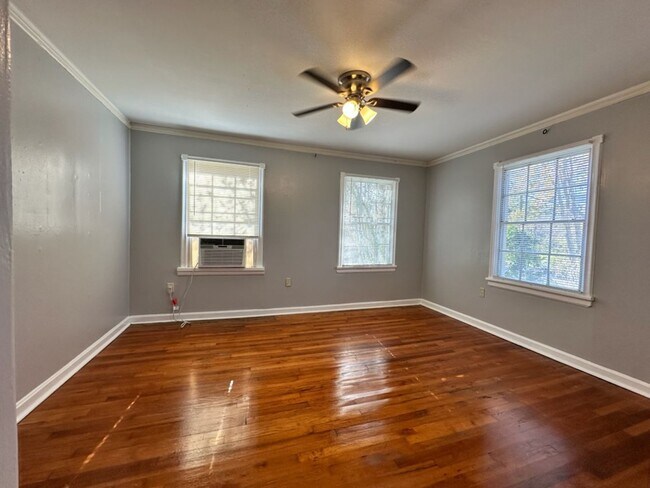 Building Photo - mks2547