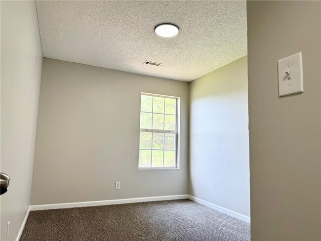 Building Photo - 5481 Sierra Tr