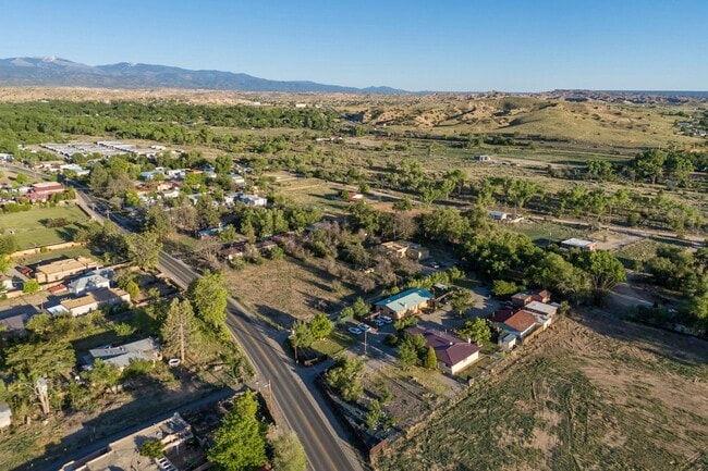 Building Photo - 1002 A NM-76