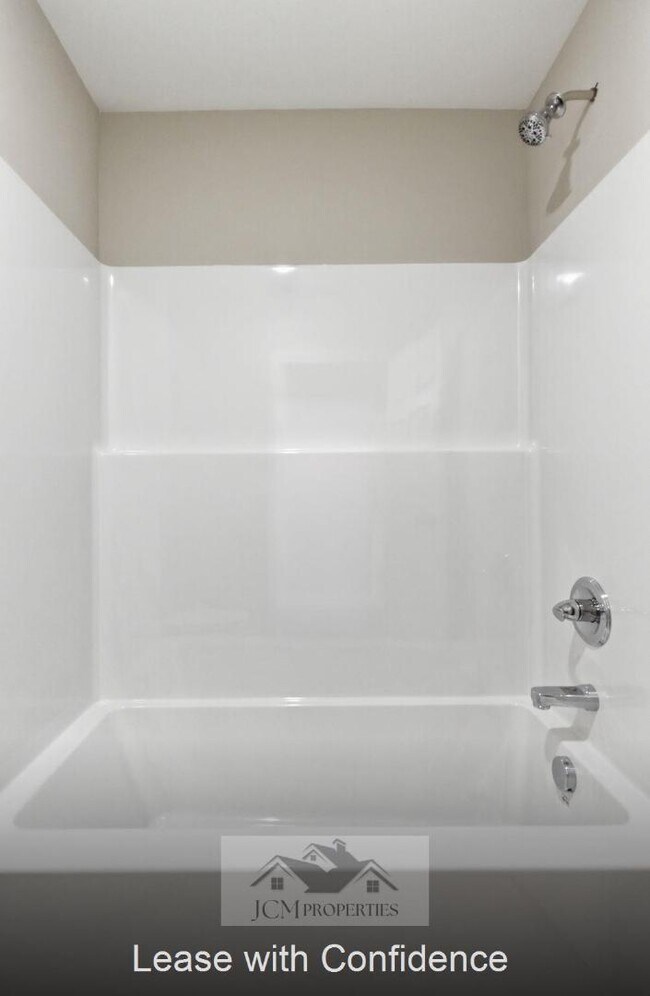 Building Photo - 104 Lambert Fld