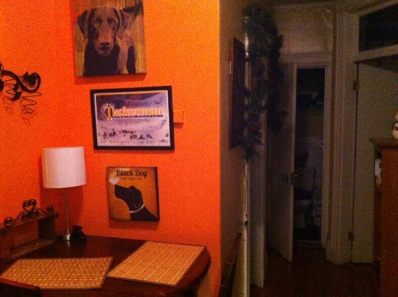 Building Photo - 52 Charlesgate E