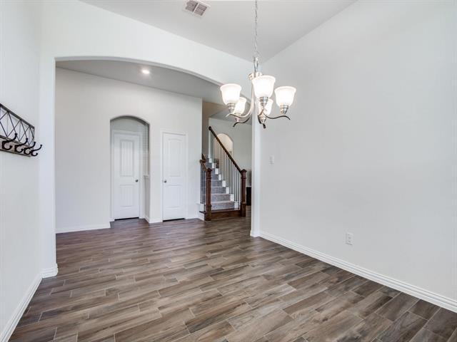 Building Photo - 4548 Longfellow Ave