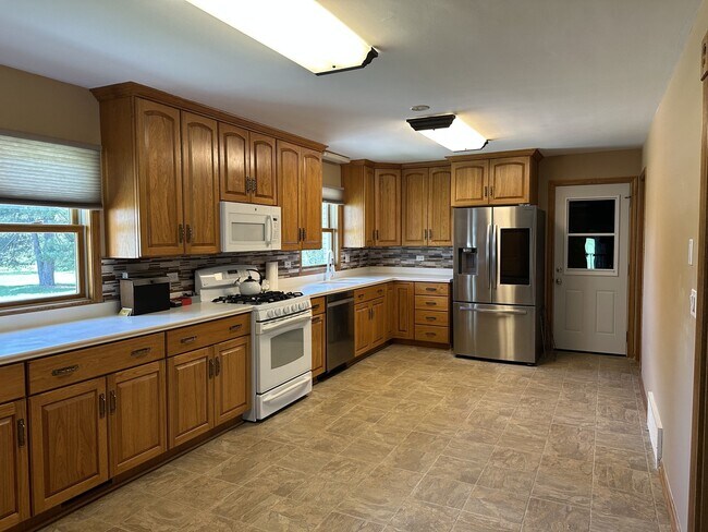 Building Photo - 8 G.K. Ln