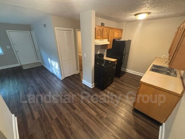 Building Photo - 4721 Granada Dr