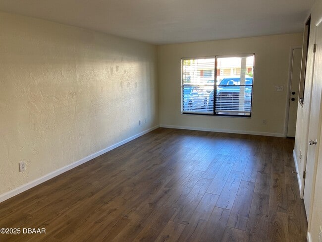 Building Photo - 980 Canal View Blvd