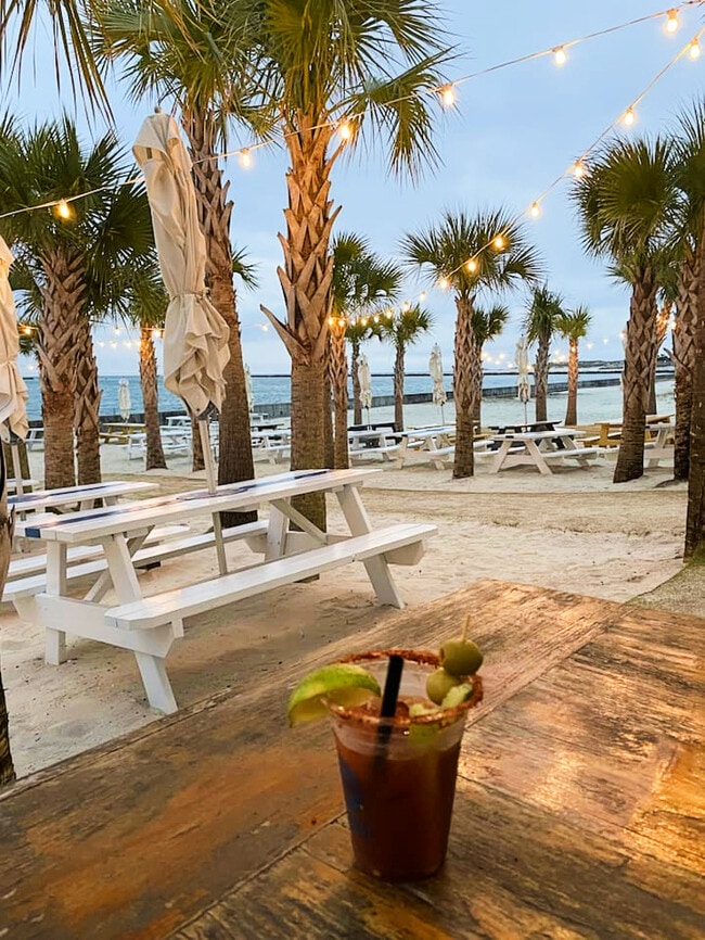 Building Photo - 14289 Beach Heather Ct