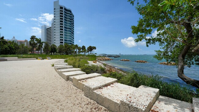 Building Photo - 888 Boulevard of the Arts