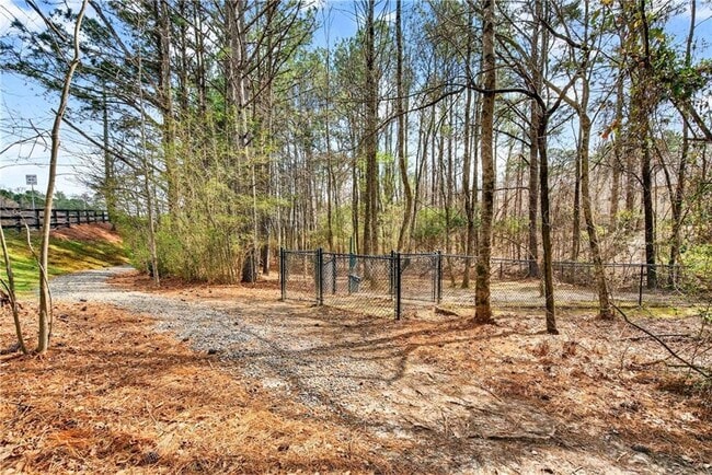 Building Photo - 166 Bellehaven Dr