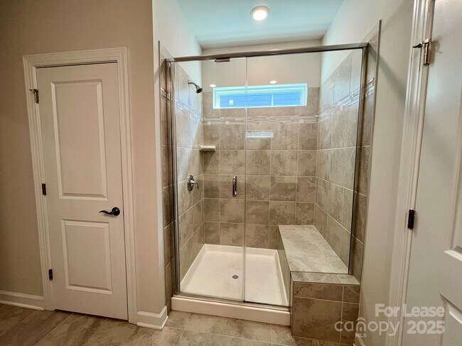 Building Photo - 25017 Westwick Ln