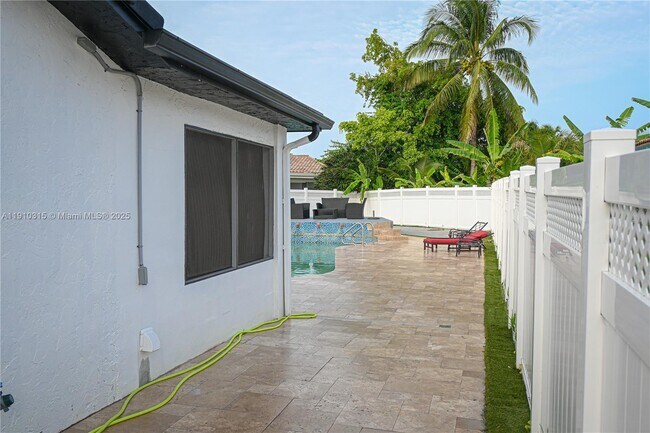 Building Photo - 2449 NW 123rd Ave