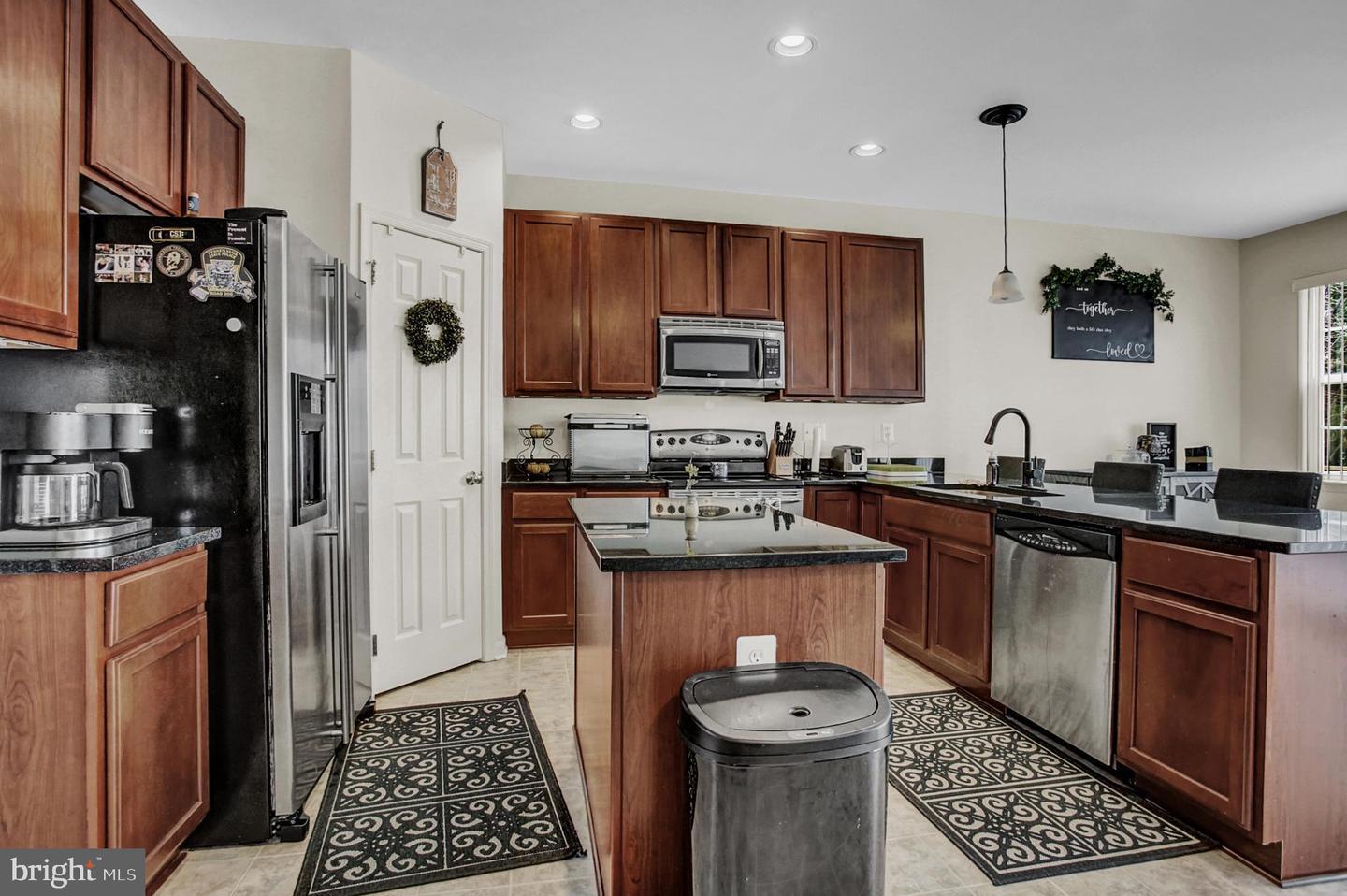 Building Photo - 64 Milestone Ct