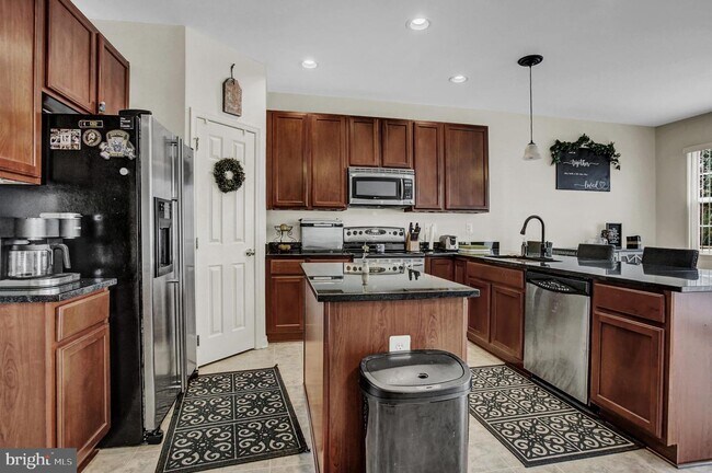 Building Photo - 64 Milestone Ct