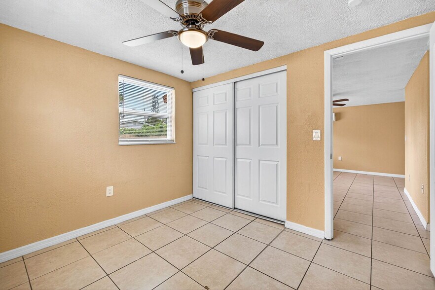 Building Photo - 2146 Ranchita Trail