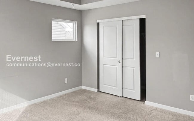 Building Photo - 6227 Kemp St