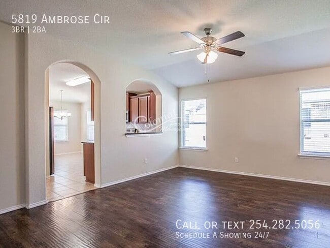 Building Photo - 5819 Ambrose Cir