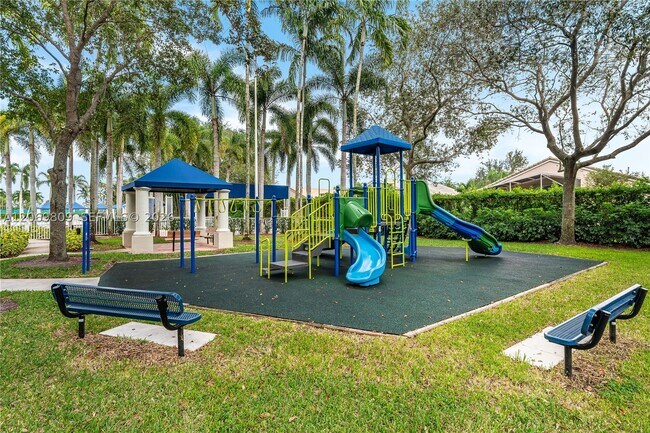 Building Photo - 2230 NW 145th Ave