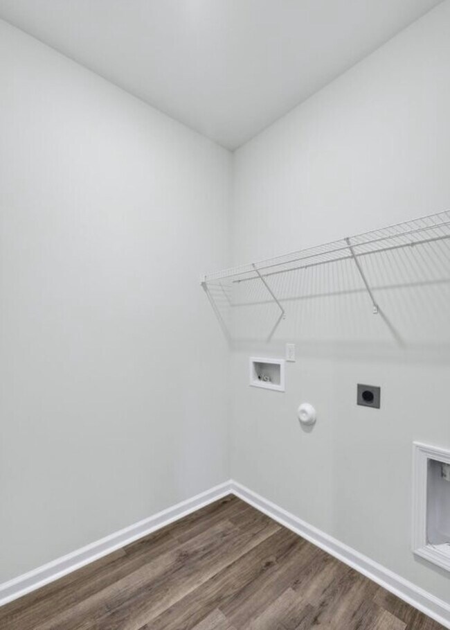 Building Photo - 2039 Willowleaf Dr