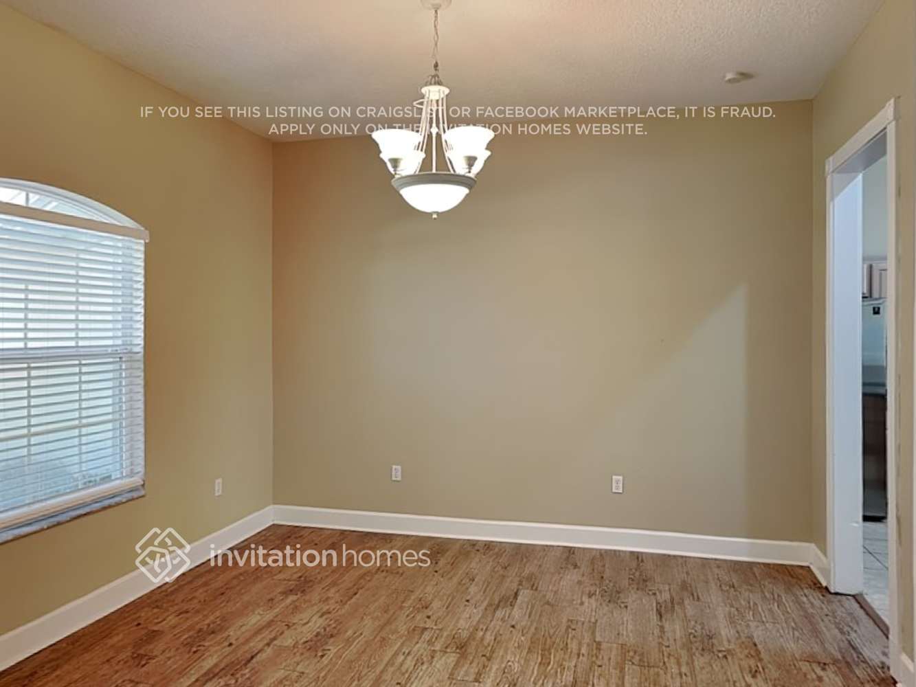 Building Photo - 11102 Hyacinth Pl