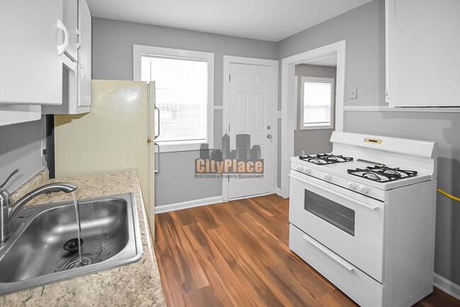 Building Photo - 4726 E 34th St