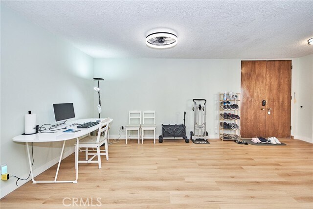 Building Photo - 6124 Buckingham Pkwy