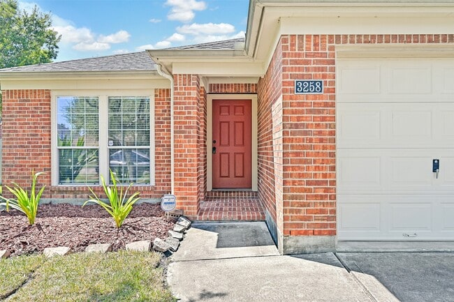 Building Photo - 3258 Gladewater Ln