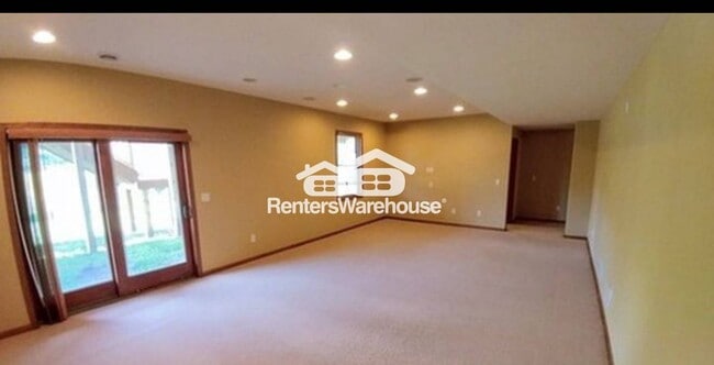 Building Photo - 15420 Plumstone Dr