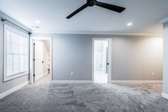 Building Photo - 730 Bennington Park Dr