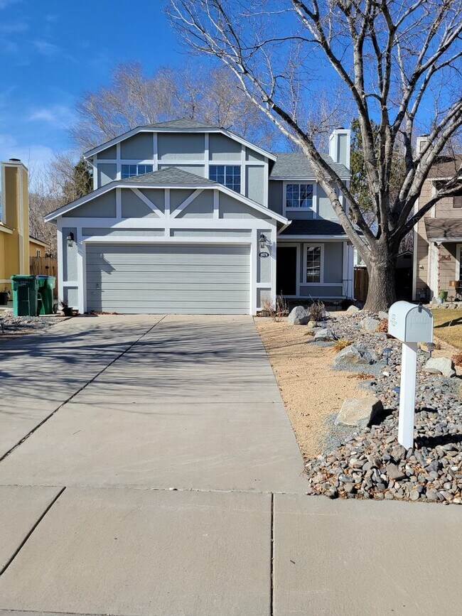 Building Photo - Beautiful Remodeled 4 Bedroom in Sparks